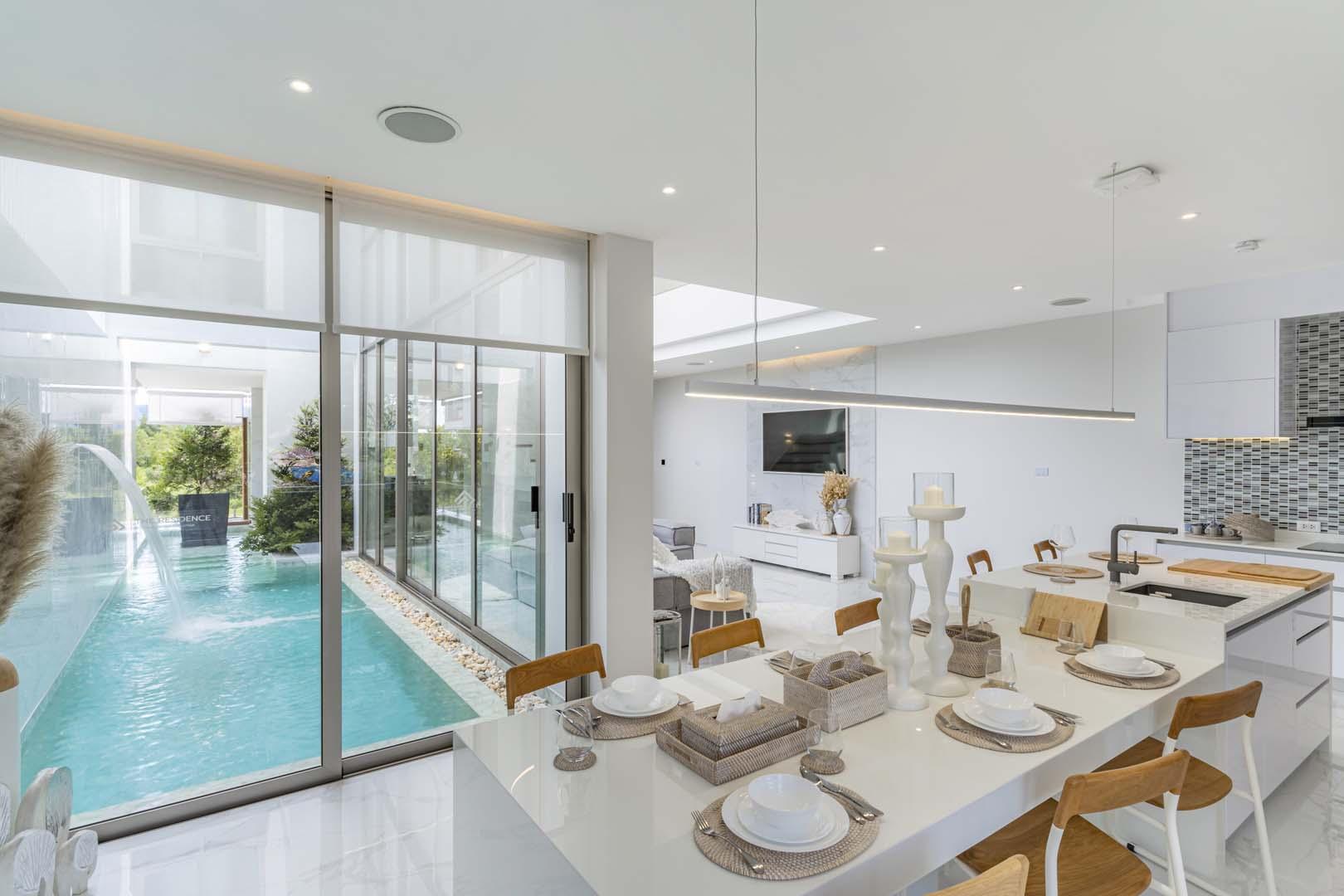 Luxurious 3-storey Villa Bangtao