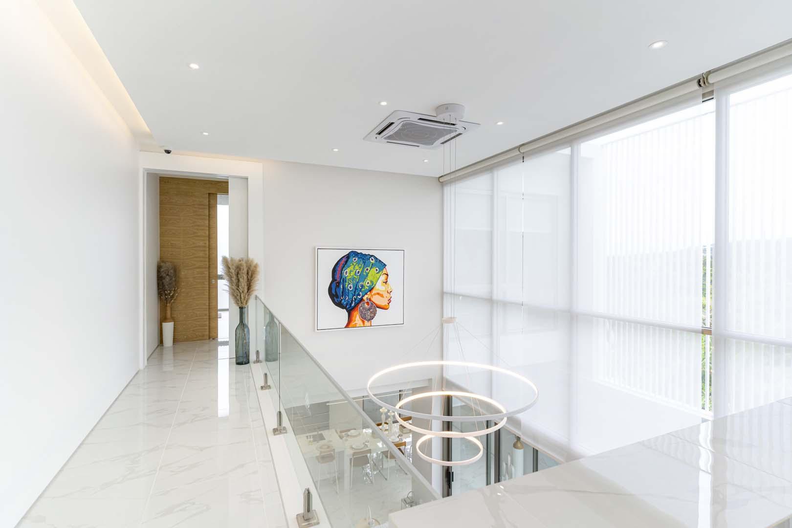 Luxurious 3-storey Villa Bangtao